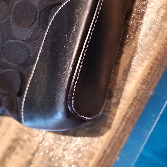 Vimtage Signature 34 Tote - Picture 8 of 14